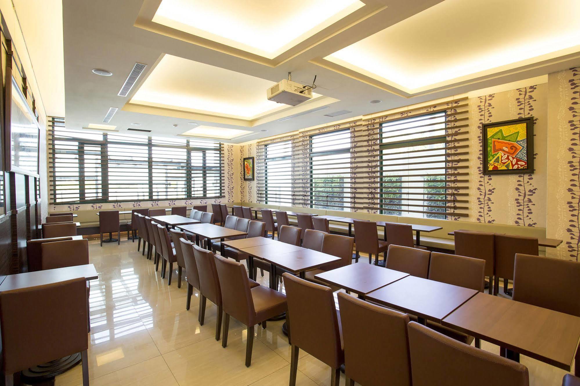 Formosan Naruwan Garden Hotel T'ai-tung Buitenkant foto